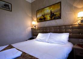 Tashkonak Studio Suites 4