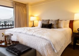 Galt House Hotel, A Trademark Collection Hotel 5