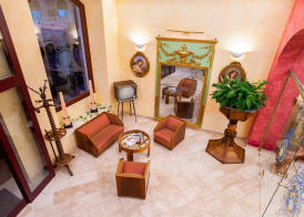 Hotel Flora 2
