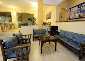 Apollon Hotel Apartments 4