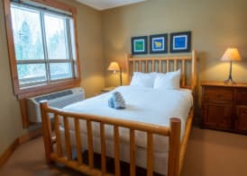 Timberline Lodges by Fernie Lodging Co 5
