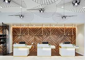 Courtyard by Marriott Luton Airport 5