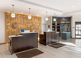 Comfort Inn & Suites Verona at Turning Stone Resort Casino 2
