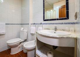 Hotel H28 Camas 4