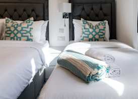 The Gate Hotel 3