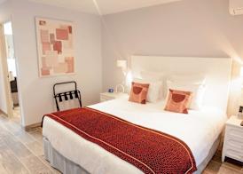 Domaine Ribiera, Hotel 5 Etoiles, SPA & Golf - Forcalquier 3