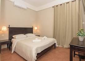 Talos Hotel Apartments 3