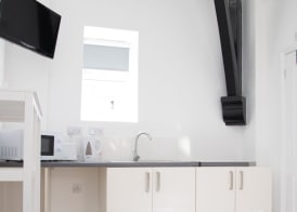 TLK Apartments & Hotel - Beckenham 3
