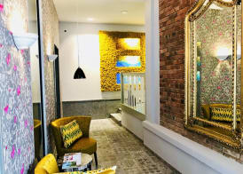 MOMENTS Boutique Hotel 3