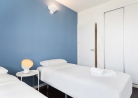 Port Forum Apartments by Olala Homes 3