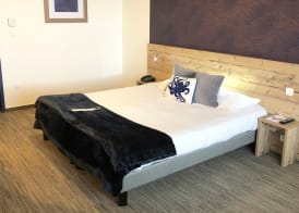 Baya Hotel 4