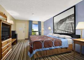 Super 8 by Wyndham Oxford 3