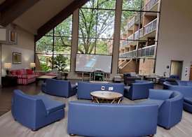 Fort Magruder Hotel Trademark Collection by Wyndham 4