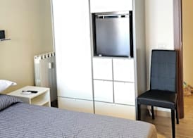 Convenient Booking B&B 3