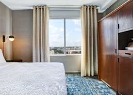 Four Points by Sheraton Toronto Mississauga 4