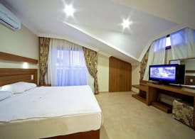 Asdamaris Hotel 5