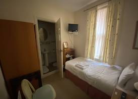 Pickwicks Guest House 3