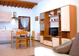 1 Bed-Sleeps 4-Town Centre-Free Parking-AirCon 3