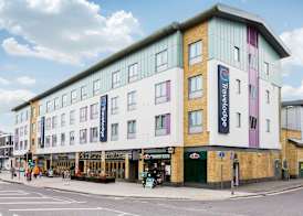 Travelodge Farnborough Central 5