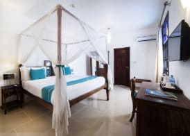 Maru Maru Hotel 5