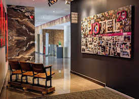 HOTEL10 5