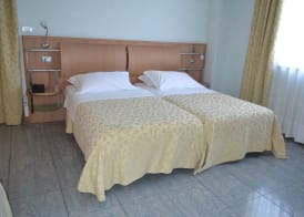 Marina Palace Hotel & Congress Hall 5