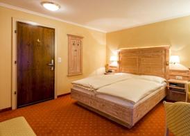 Hotel Restaurant Waldhaus 5
