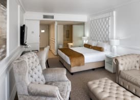 Pepperclub Hotel 5