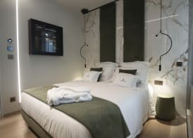 Tritone Luxury Suites Fontana di Trevi 4