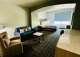 La Quinta by Wyndham Ft. Worth - Forest Hill, TX 3