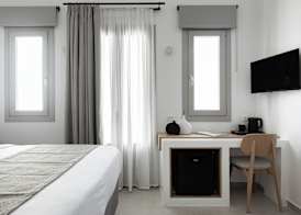 Filomare Oia Suites 5