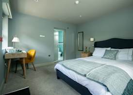 The Cowdray Arms 2