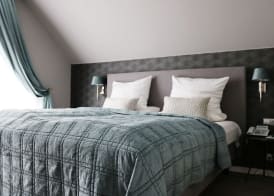 COURT HOTEL 5