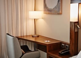 Courtyard by Marriott Reykjavik Keflavik Airport 5