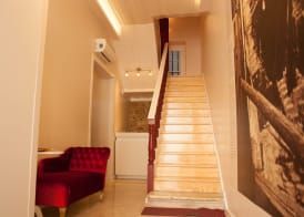 Lisbon Arsenal Suites 5