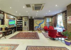 The Magnaura Palace Hotel 3