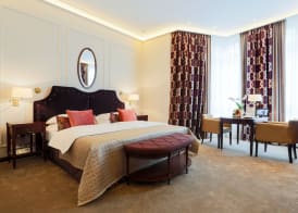 Excelsior Hotel Ernst am Dom 4