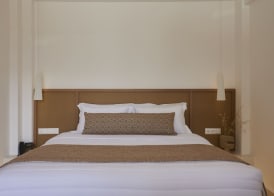 Apricus Suites 5