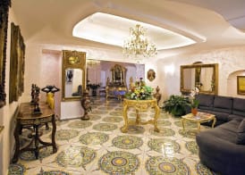 Strand Hotel Delfini 3