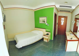 Le Petit Hotel 4