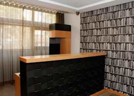 Hotel Ritz Capital 3