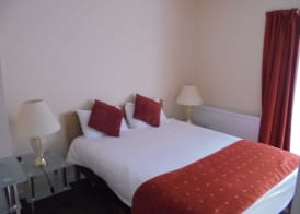 Trecarn Hotel 5