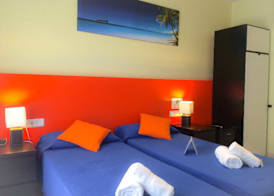 Barcelona City Centre Hostal 4