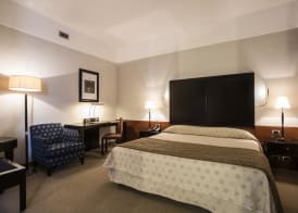 FlyOn Hotel & Conference Center 3