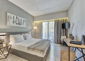 Contessa Hotel 4