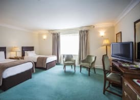 The Walnut Tree Hotel 4