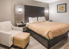 Quality Inn & Suites Fort Worth - Fossil Creek 5