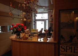 Hotel Bellevue - Traditional Swiss Hideaway 2