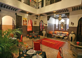 Riad La Porte Rouge By La Siredrah 5