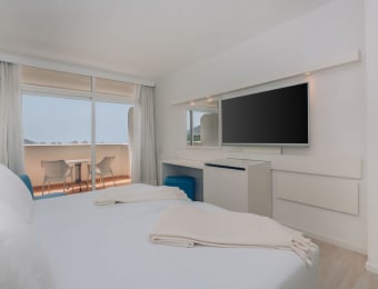Iberostar Waves Bouganville Playa 3